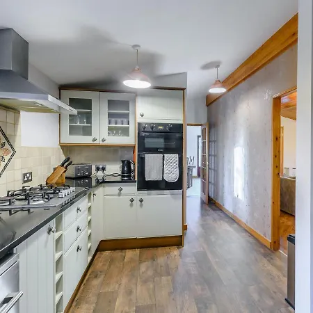 Holiday home The - Uk13202 *