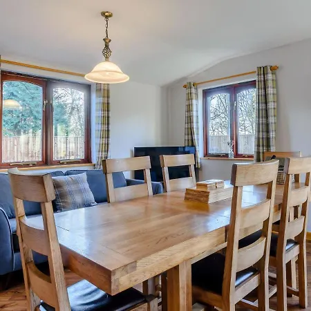 The - Uk13202 * Cayton