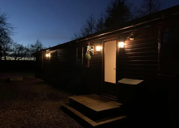 The - Uk13202 Cayton